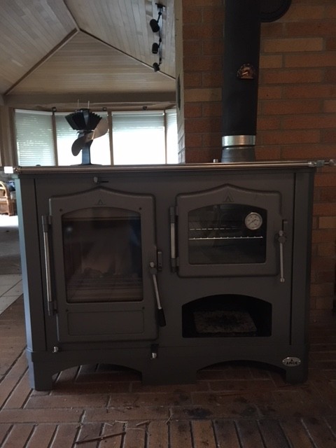 Regina Wood Burning Cook Stove by Corisit